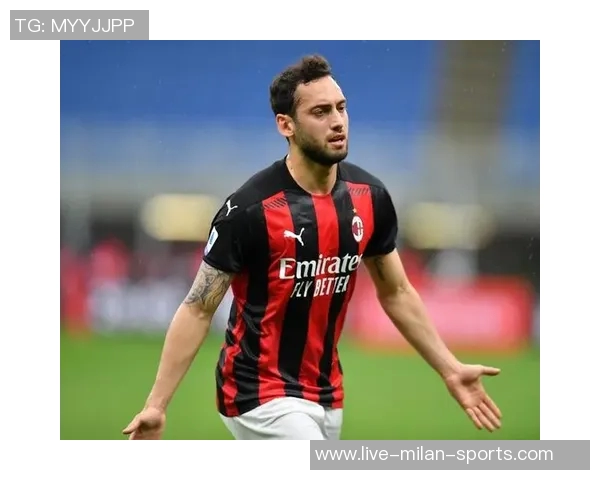 土耳其国门祝贺恰尔汗奥卢百场里程碑期待未来更多辉煌成就