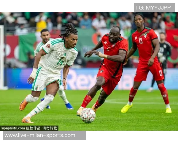 阿尔及利亚与民主刚果首发阵容揭晓马赫雷斯对决巴坎布万比萨卡出战