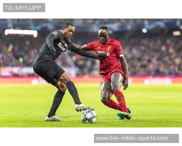 克卢日与31岁中卫祖马解约仅出战四场比赛引发关注 克卢日与31岁中卫祖马解约仅出战四场比赛引发关注