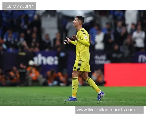 C罗转会沙特后收入惊人日薪高达50万镑总赚约6亿镑 C罗转会沙特后收入惊人日薪高达50万镑总赚约6亿镑