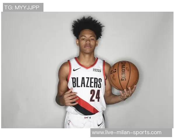 安芬尼西蒙斯分享替补经历：从思考到放松的心路历程